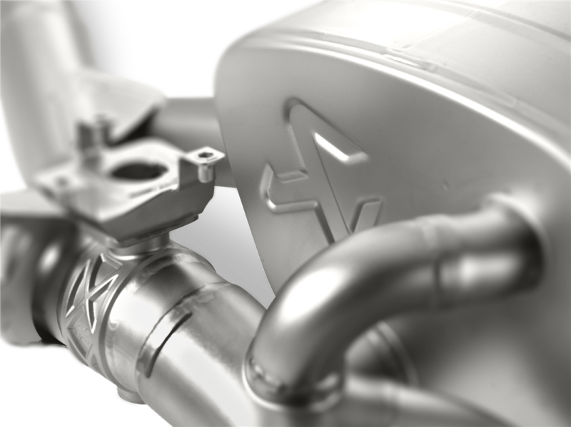 Akrapovic Akrapovic 14-17 BMW M3/M4 (F80/F82) Slip-On Line (Titanium) (Req. Tips)