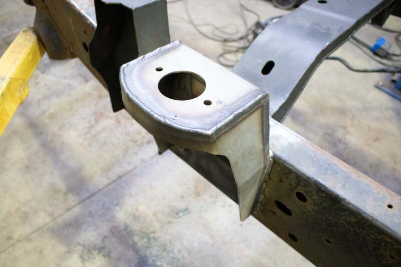 RustBuster Rust Buster 09-14 Ford F150 Single Cab Rear Cab Mount