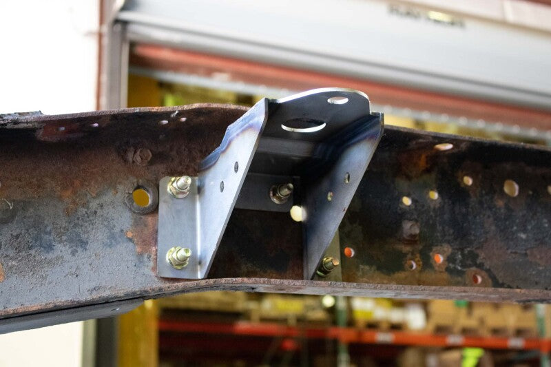 Rustbuster Rear Cab Mount