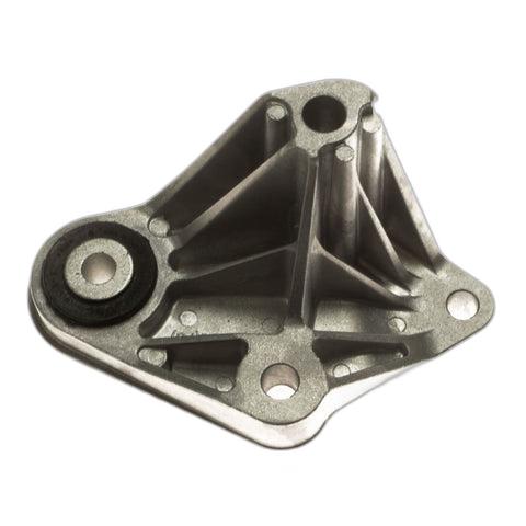 downloaded_images\genuine-ford-1684926-transmission-mounting-bracket-1-1BahULCsu4wBlj8Ej3HXys56gsbBitaIl_9ae57913-5c43-40c8-973c-57723e2923ba.jpg