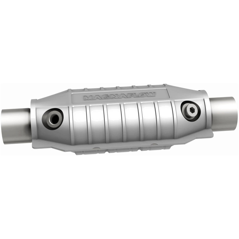 MagnaFlow Universal Catalytic Converter 2 Dual O2 Boss