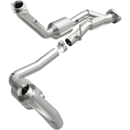 MagnaFlow 05-06 Jeep Grand Cherokee 5.7L Direct Fit Catalytic Converter
