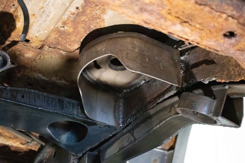 RustBuster Rust Buster Avalanche/Suburban/Yukon Rear Upper Coil Spring Bucket - Left