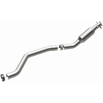 MagnaFlow Direct Fit Catalytic Converter 13-14 Mercedes-Benz GL450 V8 4.6 OEM Underbody
