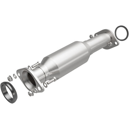 MagnaFlow Direct Fit Catalytic Converter 06-07 Mazda 6 2.3L OEM Underbody