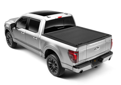Retrax 21-26 Ford F-150 SuperCrew/SuperCab 5.5ft Bed & F-150 Lightning RetraxPRO EZ-Off FRC-4000