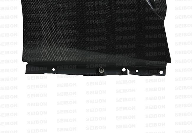Seibon 09-10 Nissan GT-R R35 OEM Style Carbon Fiber Fenders