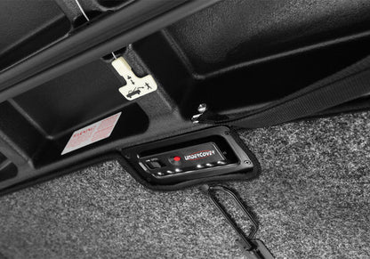 UnderCover 2022 Ford Lightning + 23-24 Ford F-150 5.5 ft Short Bed Tonneau Cover