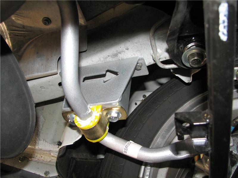 Whiteline 98-02 Subaru Forester SF (Exc GT or Turbo) Rear Swaybar H/D Mount Kit
