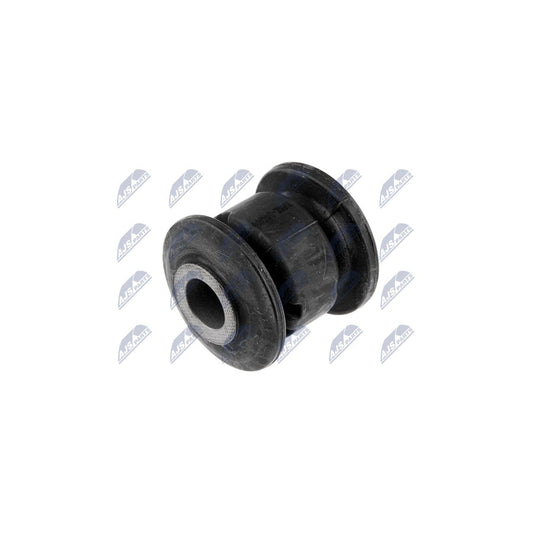 NTY ZtpMz049A Control Arm / Trailing Arm Bush