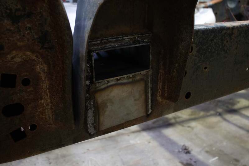 RustBuster Rust Buster 09-14 Ford F150 All Cab and Bed Configurations Fuel Tank Crossmember - Forward