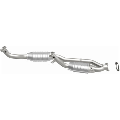 MagnaFlow Direct Fit Catalytic Converter 99-02 Windstar 3.8L