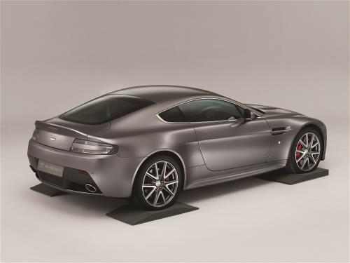 Aston Martin 43-28216 Tyre Cushion Set | ML Performance US Car Parts
