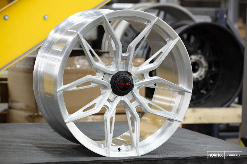Vossen x Novitec NF11 22x12in - 5x114.3 BP - ET32 - Brushed Gloss Clear Ferrari Roma Rear Wheel