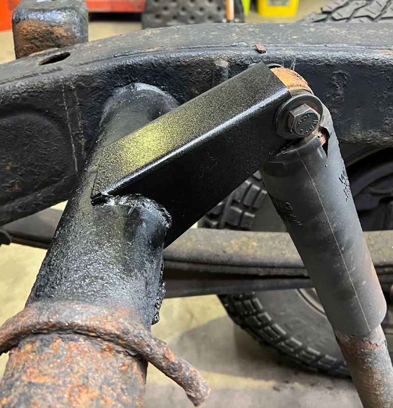 RustBuster Rust Buster 07-18 Chevy Silverado/GMC Sierra Rear Upper Shock Mount