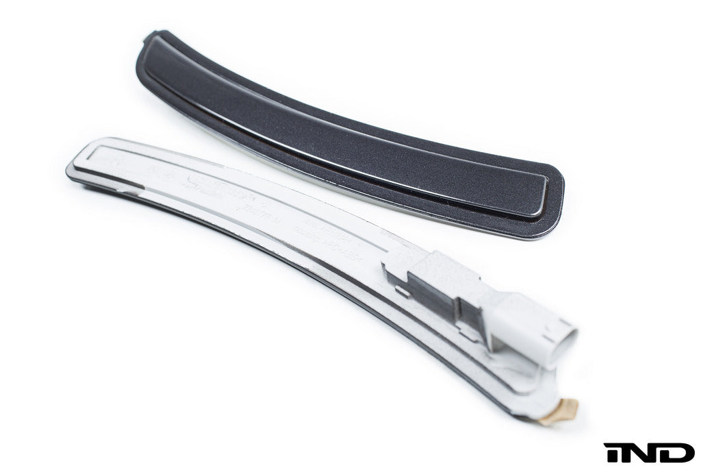 IND I12 i8 Painted Front Reflector Set