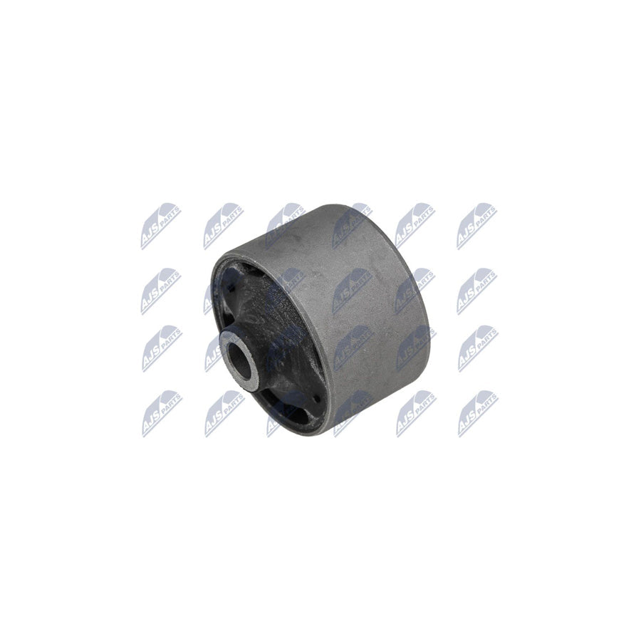 NTY ZtpHy531A Control Arm / Trailing Arm Bush