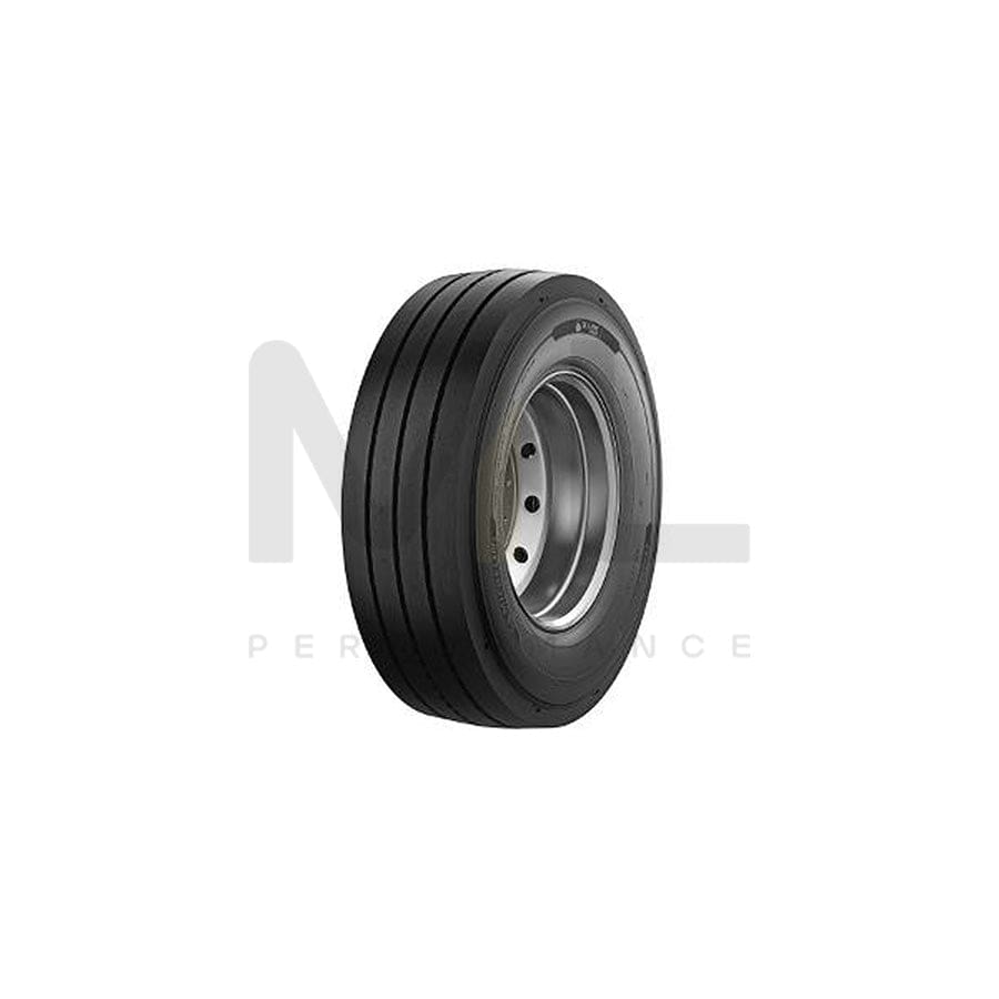 Michelin X Line 235/75 R17.5 143/141J Truck Summer Tyre