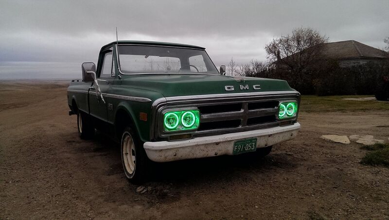 ORACLE Lighting Oracle Pre-Installed Lights 5.75 IN. Sealed Beam - Amber Halo