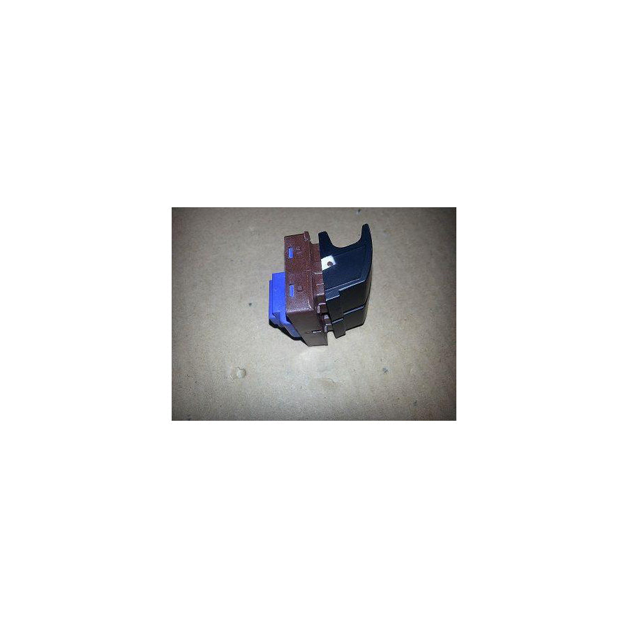 BUGIAD Bsp23796 Switch, Tank Cap Unlock