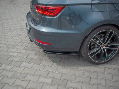 Maxton Design Seat Leon MK 3.5 Cupra ST (2017-) Rear Side Splitters