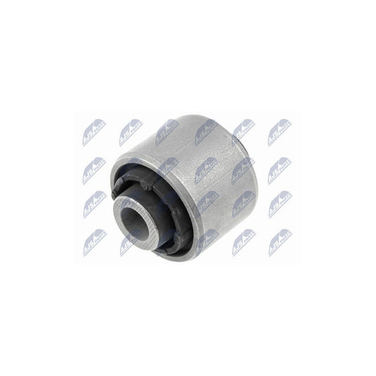NTY ZttHd019E Control Arm / Trailing Arm Bush