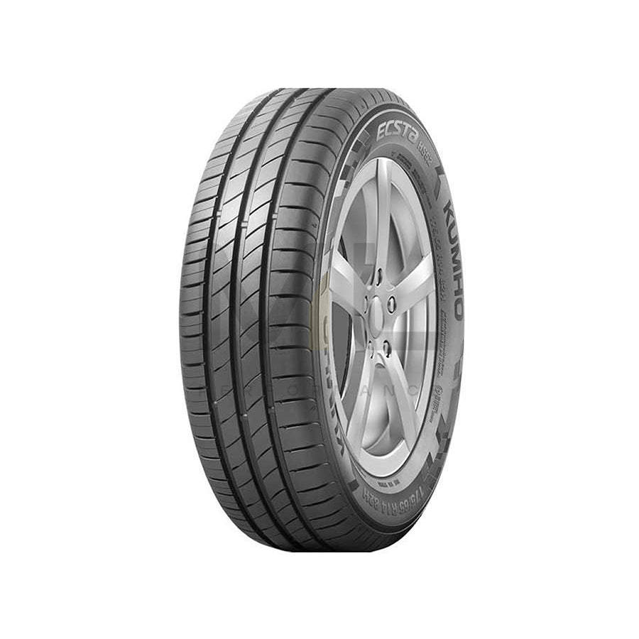 Kumho Ecsta HS52 215/45 R16 90V Summer Tyre