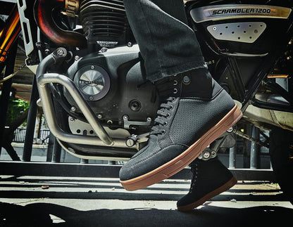 Speed and Strength United by Speed Shoe Black/Gum Size - 8