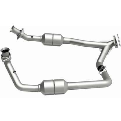 MagnaFlow Direct Fit Catalytic Converter 00-03 Ford E150 5.4L