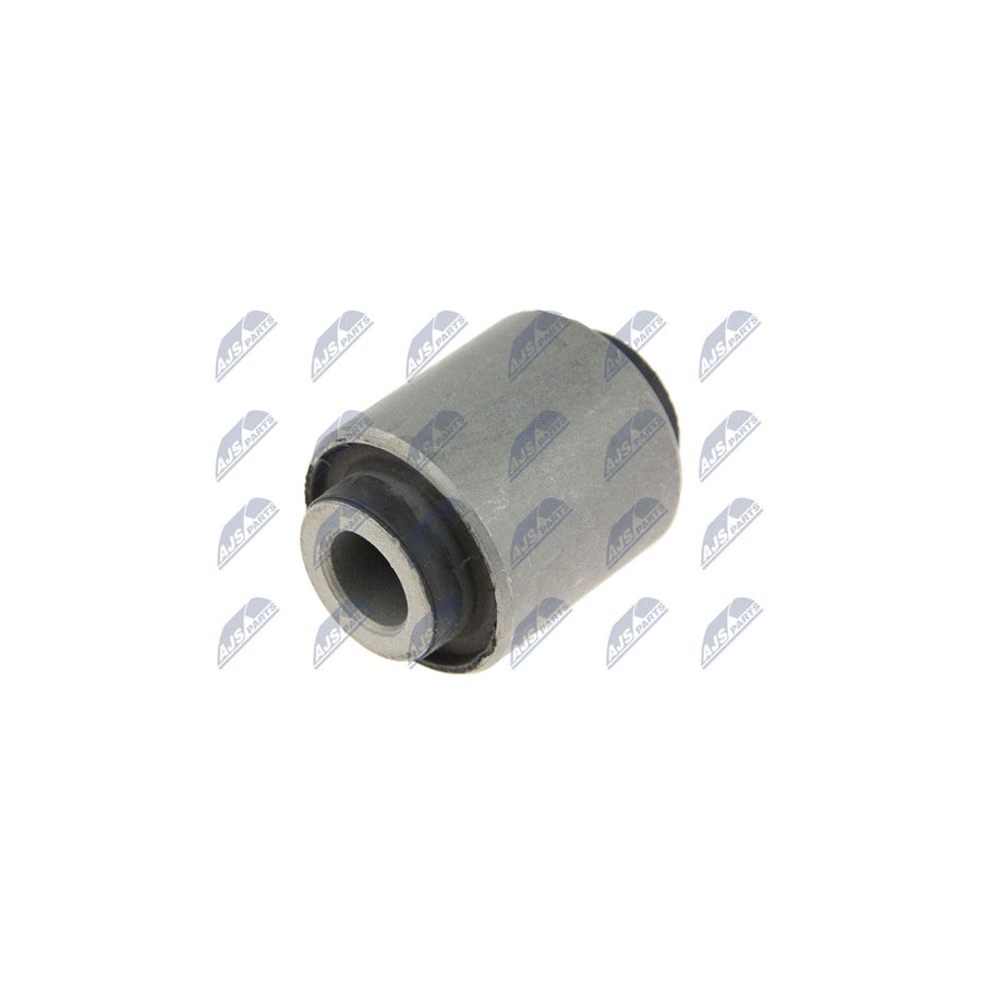NTY ZttNs033A Control Arm / Trailing Arm Bush