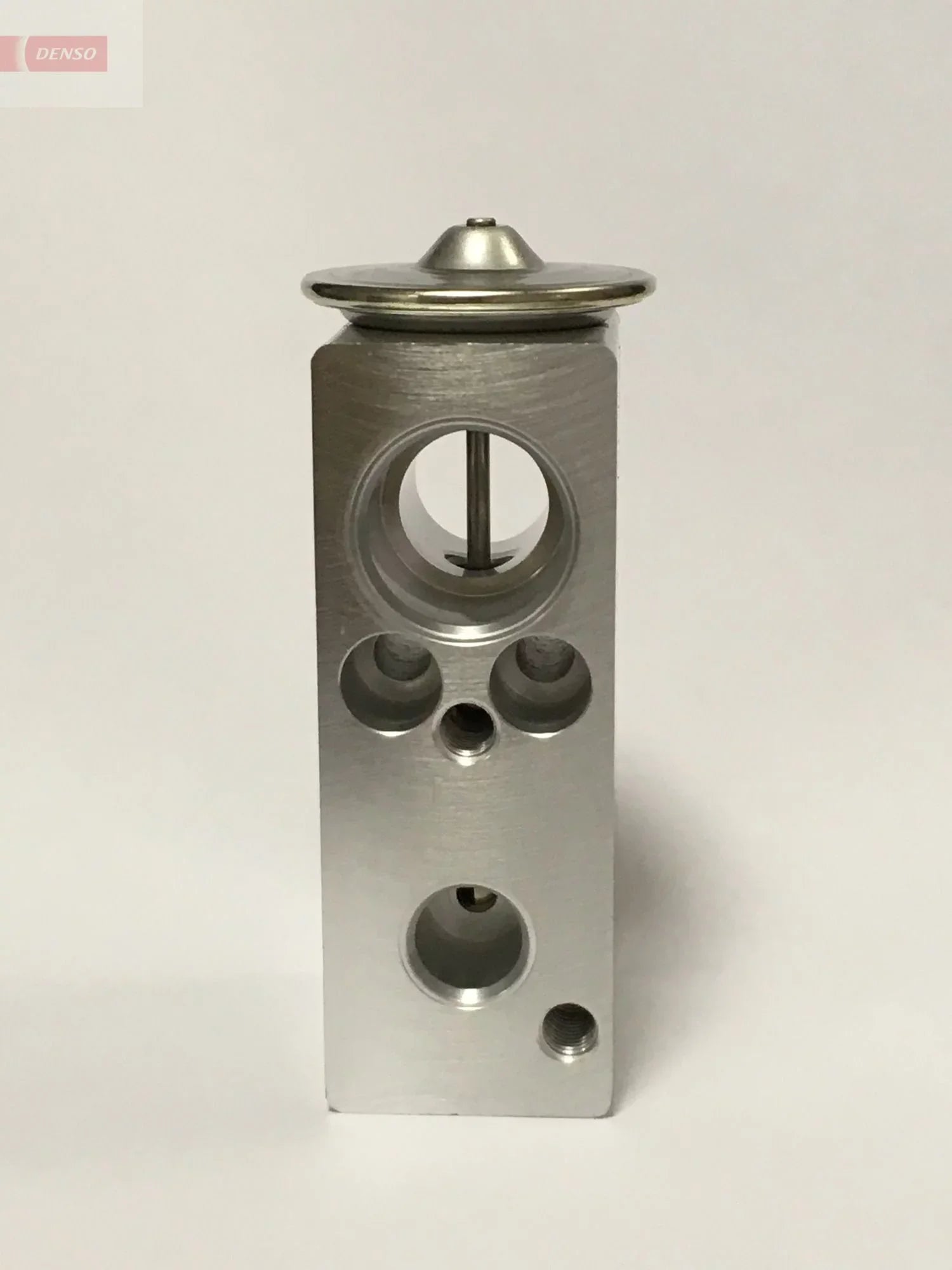 DENSO DVE37001 AC Expansion Valve