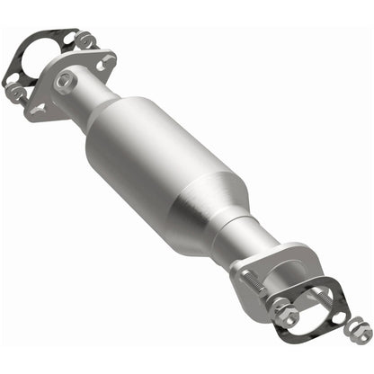 MagnaFlow Direct Fit Catalytic Converter 04-06 Outlander 2.4L