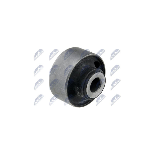 NTY ZttCh006C Control Arm / Trailing Arm Bush