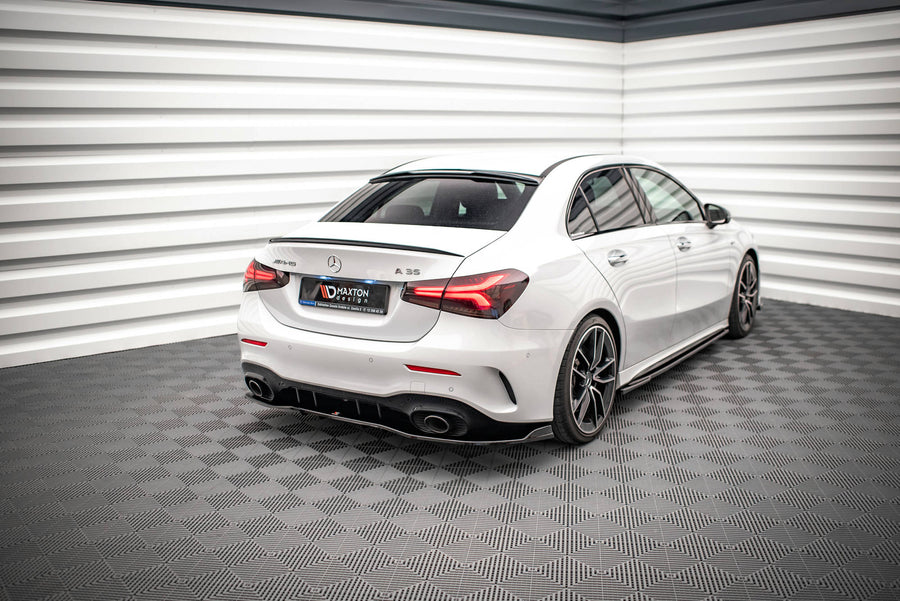 Maxton Design Mercedes Benz A35 AMG V177 Sedan Extension of the Rear Window