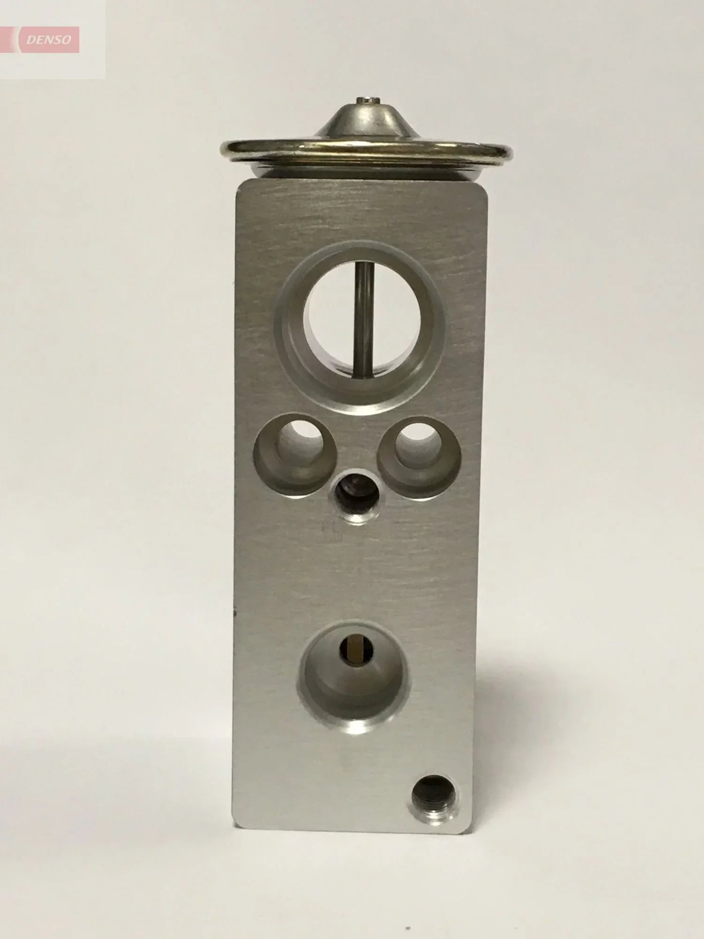 DENSO DVE21004 AC Expansion Valve