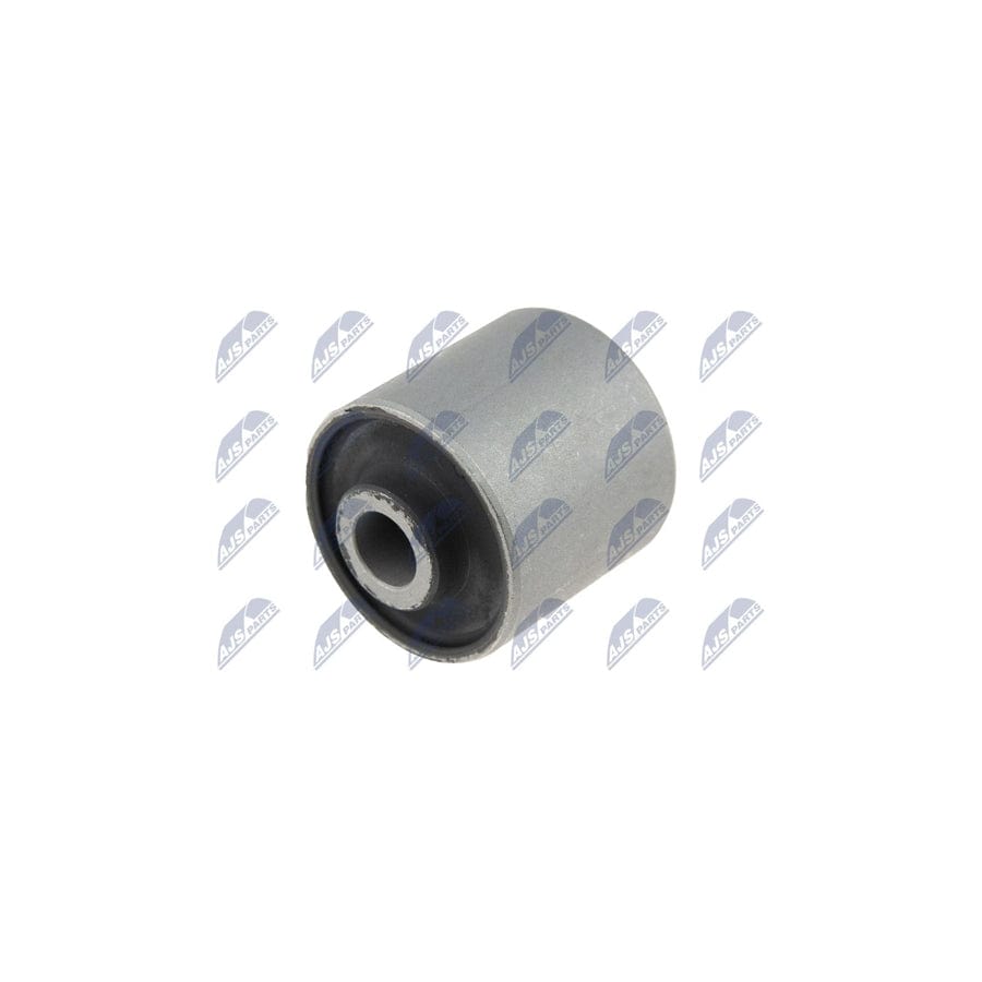 NTY ZttLr005E Control Arm / Trailing Arm Bush For Land Rover Freelander