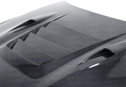 Seibon 09-12 Nissan GTR R35 DS-Style Carbon Fiber Hood