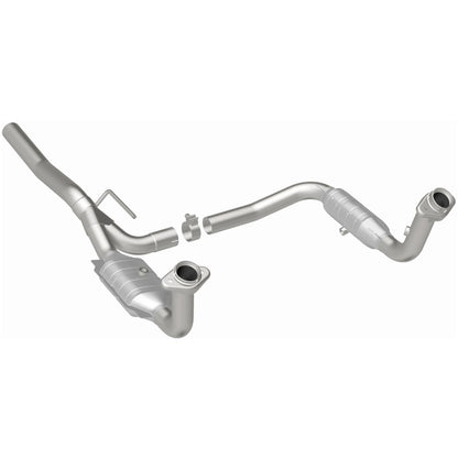 MagnaFlow Direct Fit Catalytic Converter 07-11 Dodge Nitro 4.0L