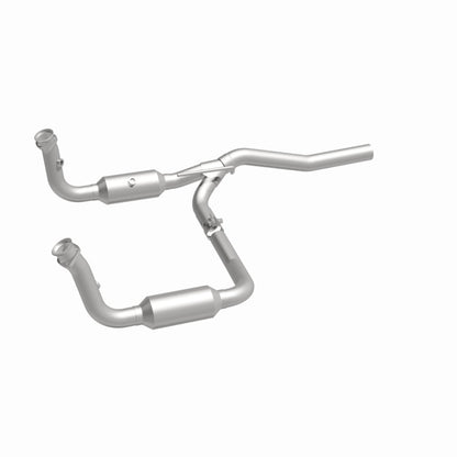MagnaFlow Direct Fit Catalytic Converter 2009-2012 Dodge Nitro 3.7L Underbody