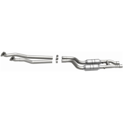 MagnaFlow Direct Fit Catalytic Converter 97-98 BMW 528 2.8L Driver Side