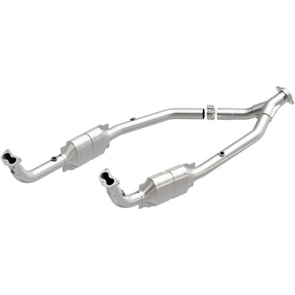 MagnaFlow Direct Fit Catalytic Converter 99-04 LR Discovery V8 OEM