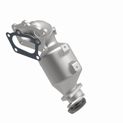 MagnaFlow Direct Fit Catalytic Converter 09-12 Mazda CX-7 2.3 L Underbody