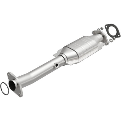 MagnaFlow Direct Fit Catalytic Converter 07 Titan 5.6L P/S rr OEM