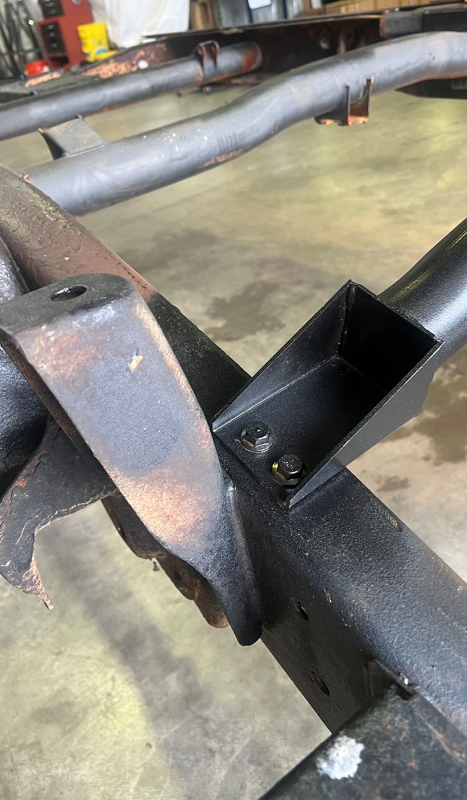 RustBuster Rust Buster 1999-2004 + 2006 Chevy Silverado 1500 ward Fuel Tank Crossmember