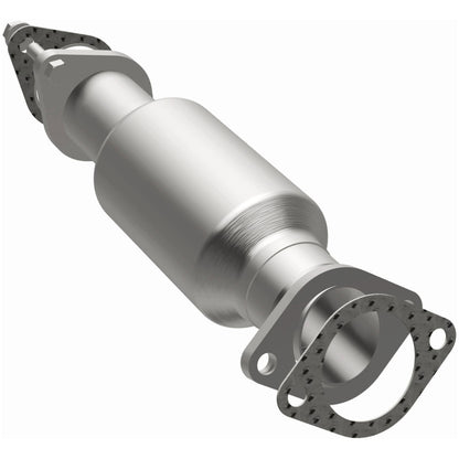 MagnaFlow Direct Fit Catalytic Converter 2011 Kia Sorento 3.5 Underbody