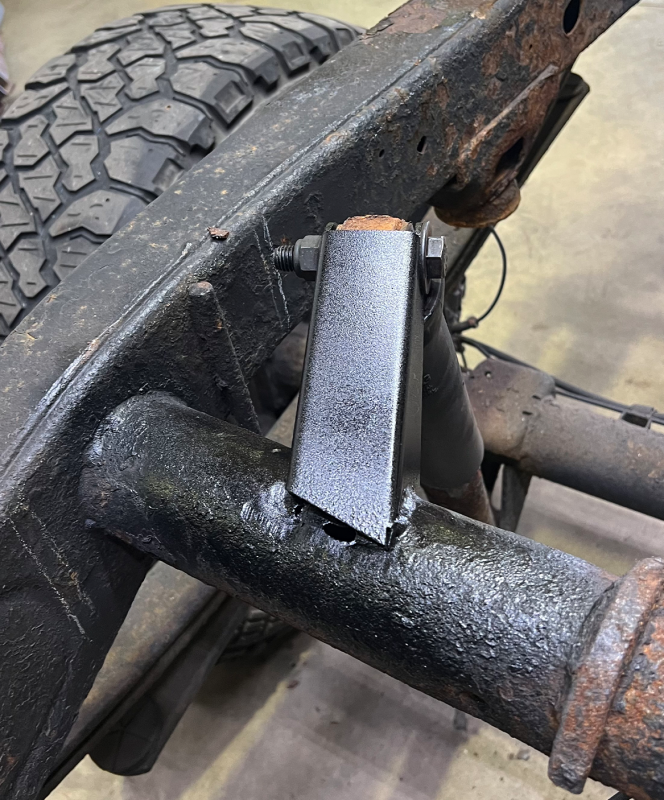 RustBuster Rust Buster 07-18 Chevy Silverado/GMC Sierra Rear Upper Shock Mount