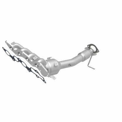 MagnaFlow Direct Fit Catalytic Converter 10-13 Mazda 3 2.0L Manifold