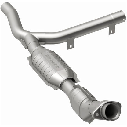 MagnaFlow Direct Fit Catalytic Converter 01 Ford F-150 4.2L