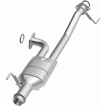 MagnaFlow Direct Fit Catalytic Converter 00-04 Tundra 4.7L Rear OEM