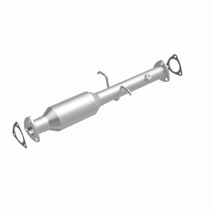 MagnaFlow Direct Fit Catalytic Converter 96-00 GM S-10/Sonoma/Homb